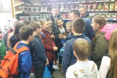 27545575_1265075856959156_8944714965465067282_n