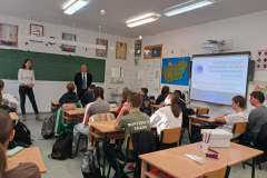 70d33843-72e0-4684-9792-241fae371e3f