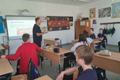 d6a83a00-f4be-4a60-9eba-e40267c4ae03